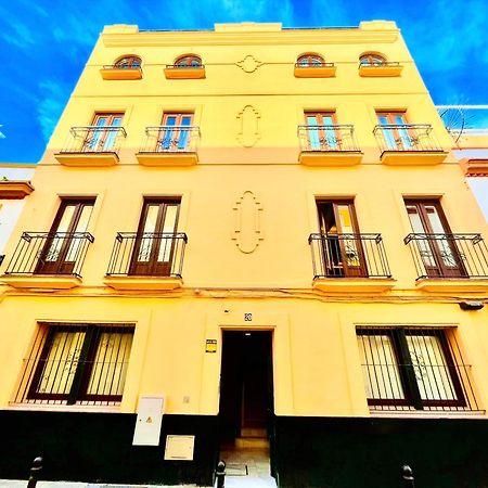 Click Triana Apartment Sevilla Buitenkant foto