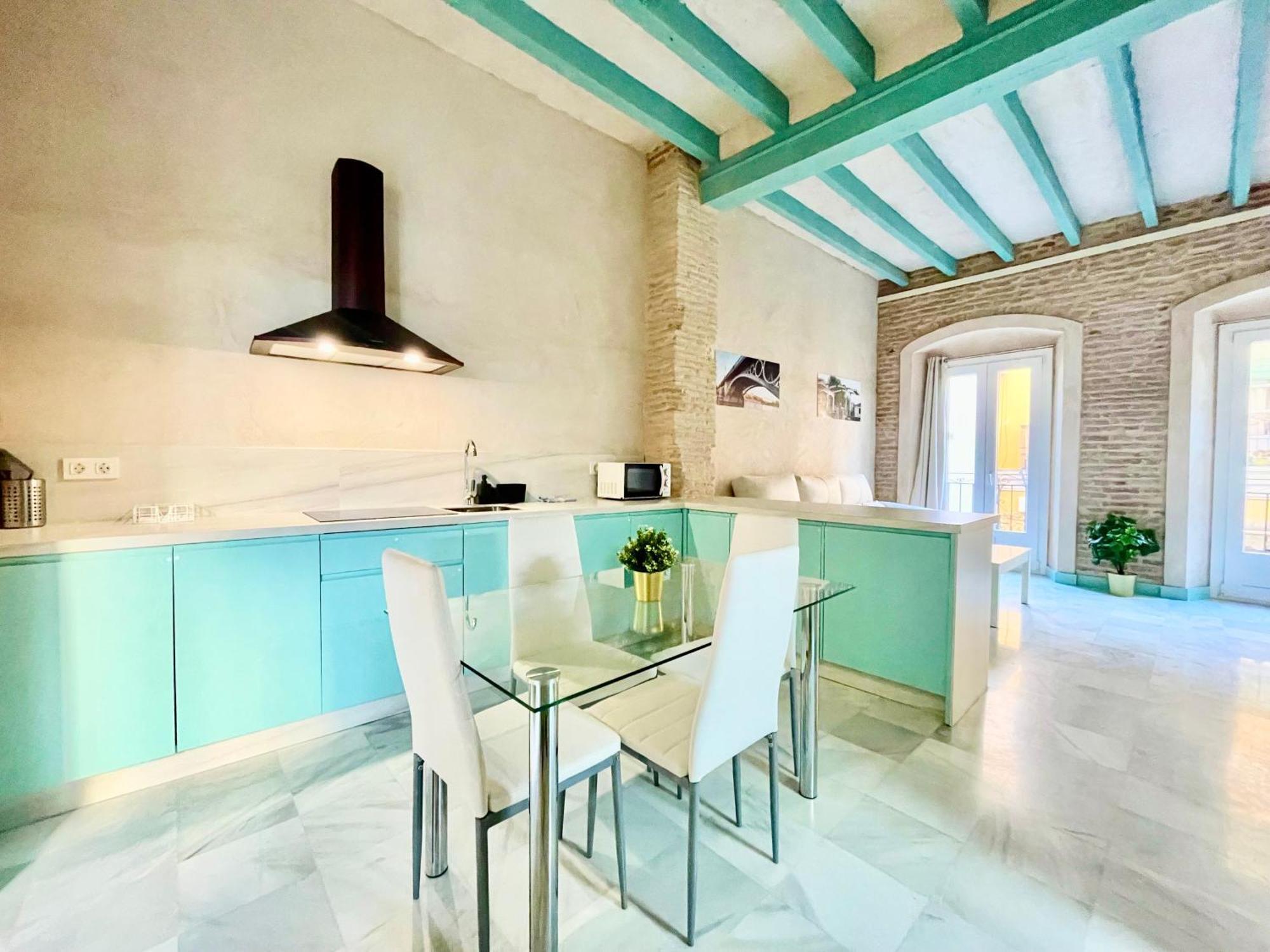 Click Triana Apartment Sevilla Buitenkant foto