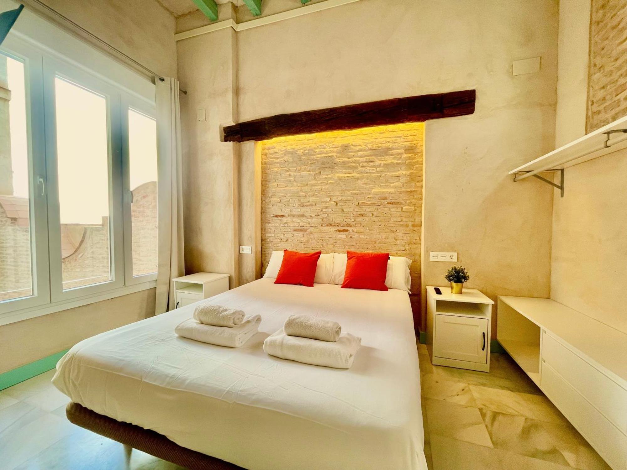 Click Triana Apartment Sevilla Buitenkant foto