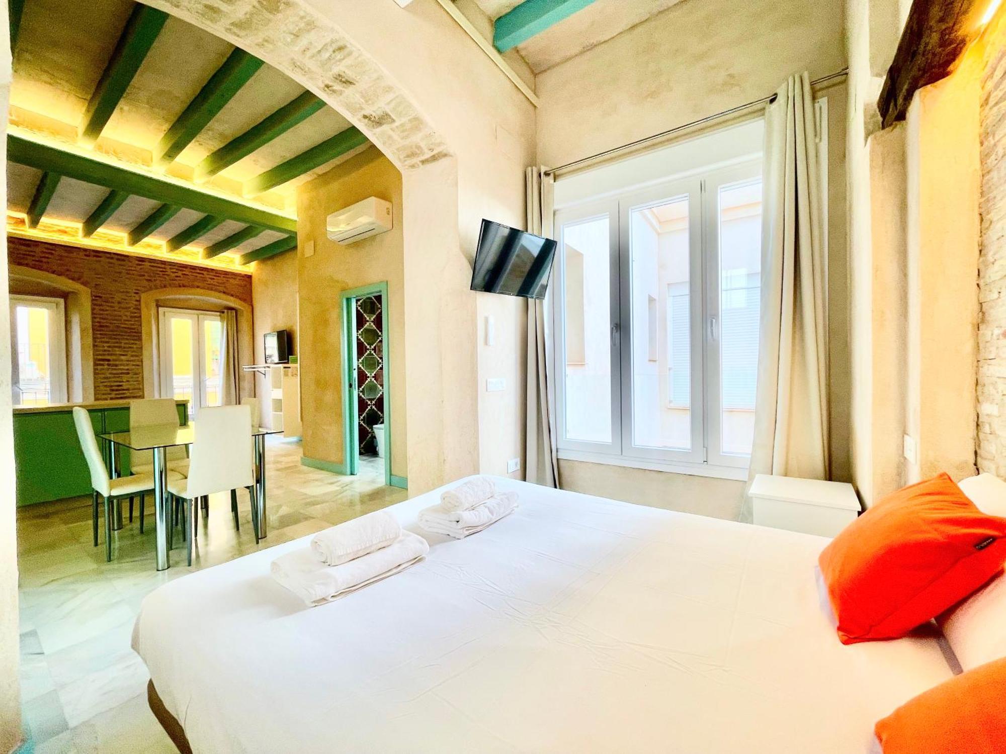 Click Triana Apartment Sevilla Buitenkant foto